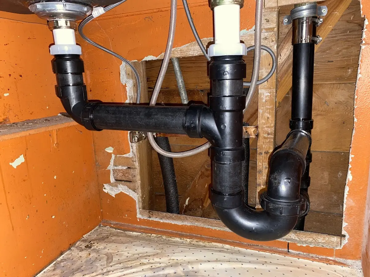 Professional Pipe Bursting equipment and tools on the job in White Oak
